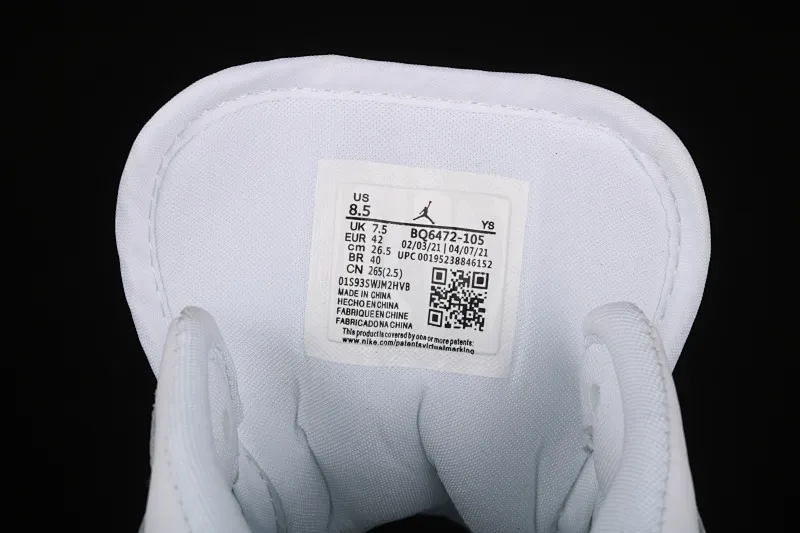 All categories Air Jordan Jordan series basketball shoes Air Jordan 1 Mid Air Jordan 1 Mid AJ1 Joe 1 Zhongbang white gray blue color BQ6472-105